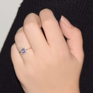 0.09 Ct Modern Tasarım Pırlanta Baget Yüzük