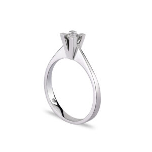 0.18 Ct Tektaş Pırlanta Yüzük