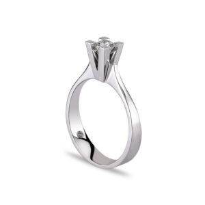 0.30 Ct Tektaş Pırlanta Yüzük