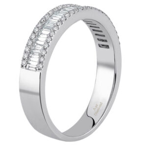 0.61 Ct. Baget Yarım Tur Pırlanta Yüzük