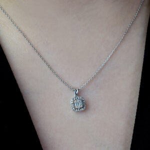 Modern Tasarım 0.08 Ct Baget Kare Tektaş Kolye