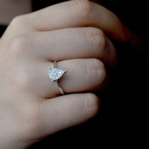 0.18 Ct. Damla Modern Tasarım Pırlanta Yüzük