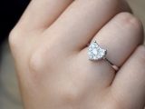 0.33 Ct. Kalp Model Pırlanta Fantezi Yüzük